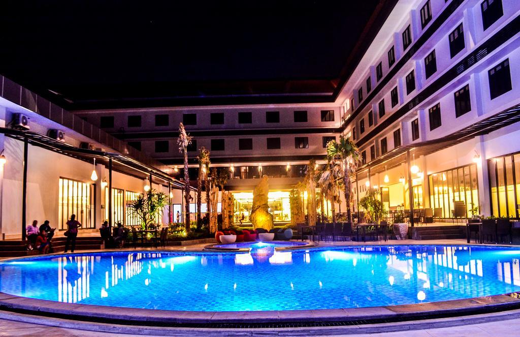 Neo Eltari Kupang By Aston Hotel Ngoại thất bức ảnh